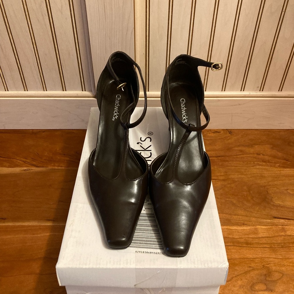 Pumps, heels